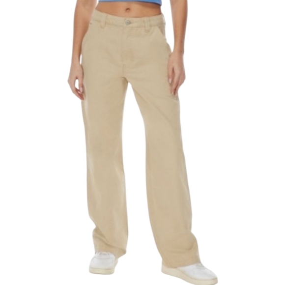 Aritzia TNA Greenwich Khaki Women's 2 - Picture 2 of 11